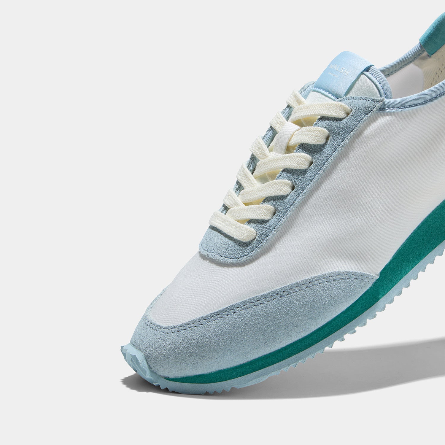 Gymmie - Pale Cyan & Verdigris