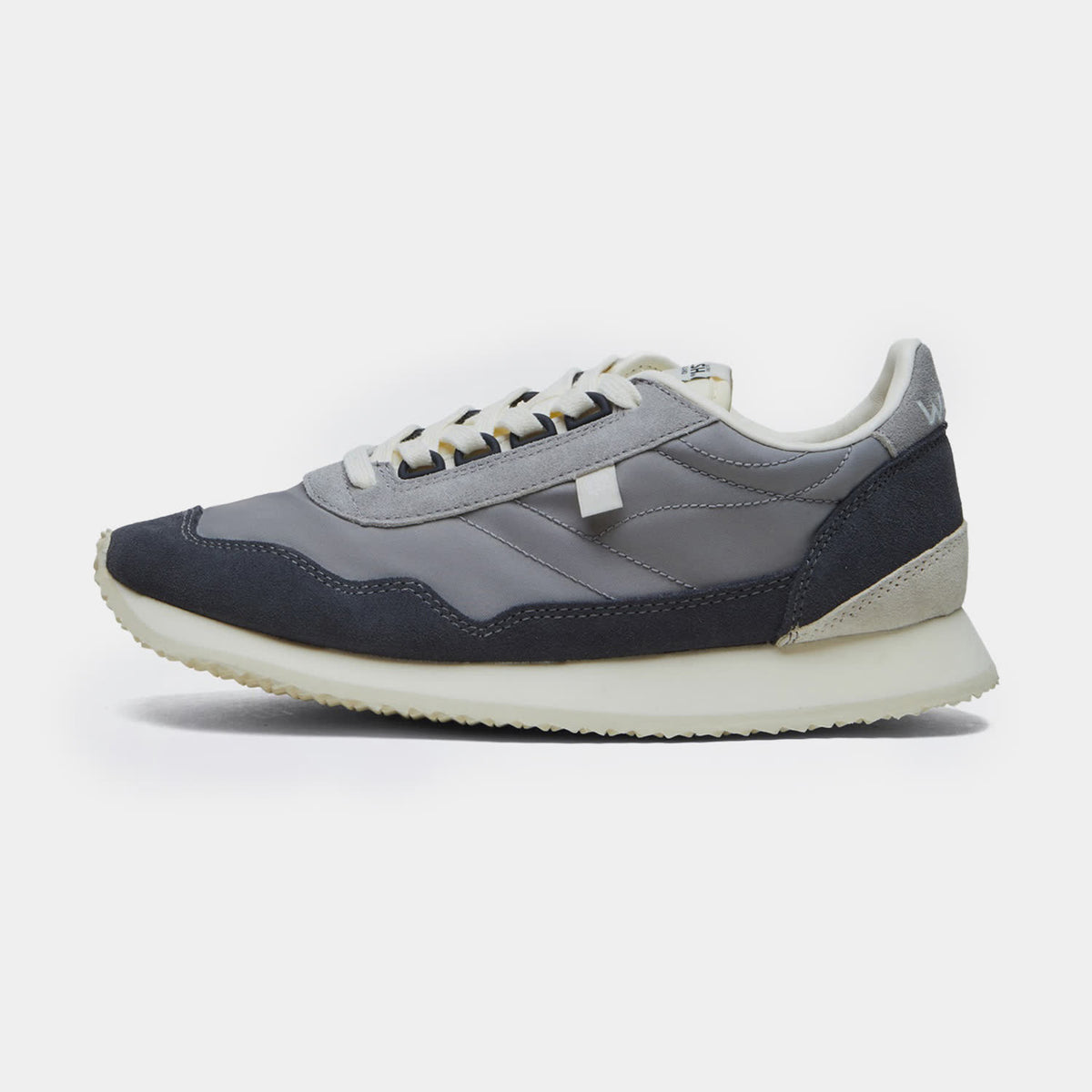Men × Retro Ensign Lite Shoes in Grey & Dark Grey